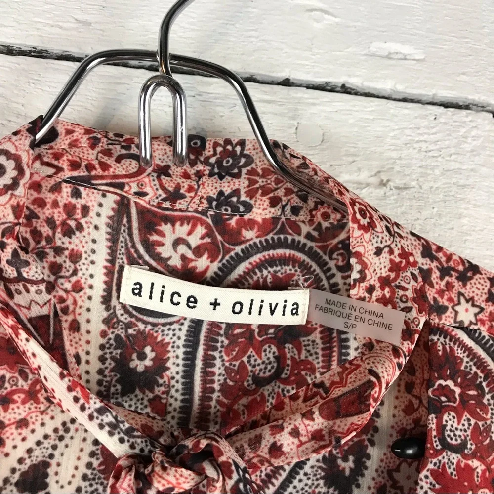 Alice and Olivia Anabel Tie Front Blouse Paisley Print, Size Small - Picture 6 of 9